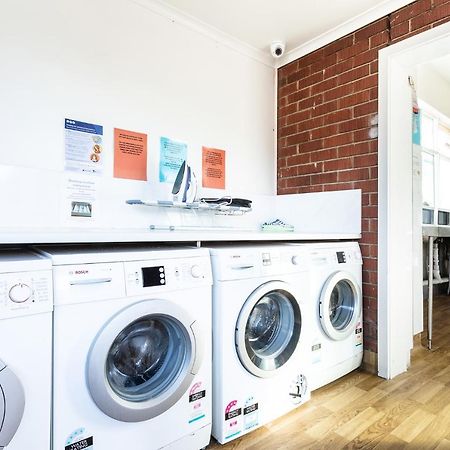 Rivers Apartments Motel Sale Gippsland ภายนอก รูปภาพ