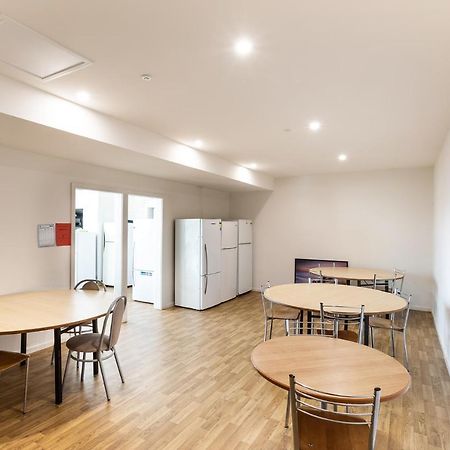 Rivers Apartments Motel Sale Gippsland ภายนอก รูปภาพ