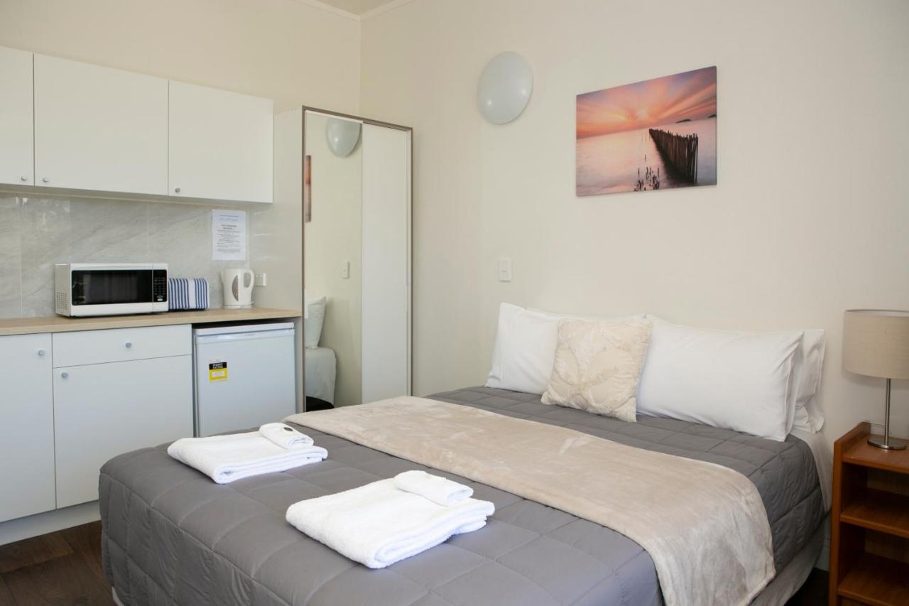 Rivers Apartments Motel Sale Gippsland ภายนอก รูปภาพ